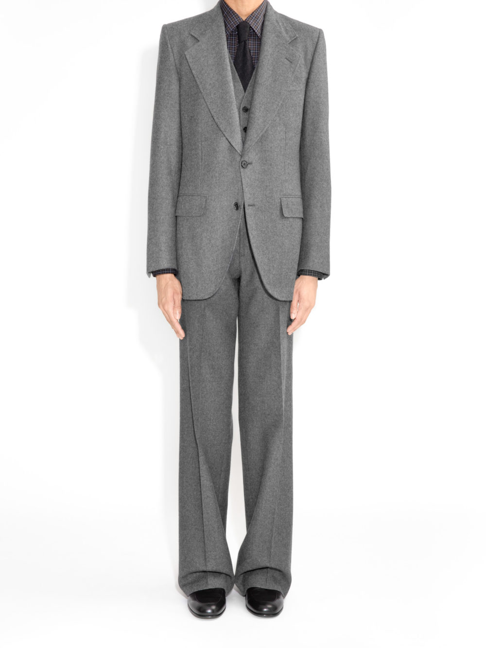 COSTUME-DROIT-EN-FLANELLE-GRIS1