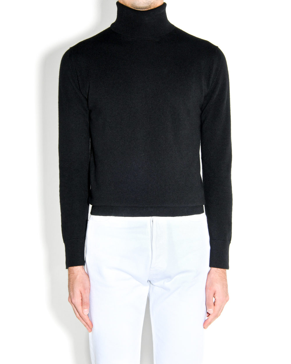 pull col roulé noir face