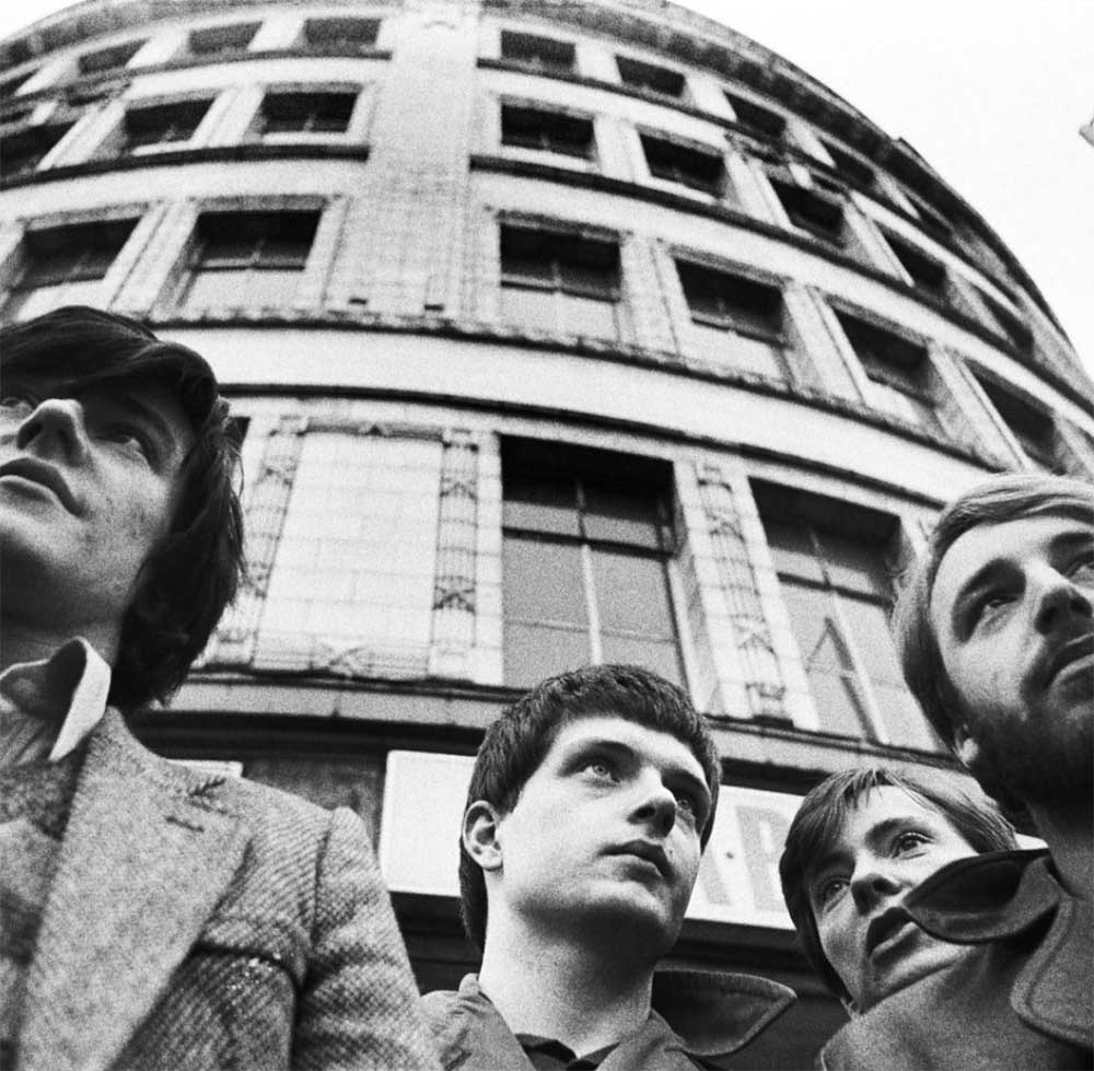 JOY DIVISION : AUSTÉRITÉ DU SON, AUSTÉRITÉ DU STYLE